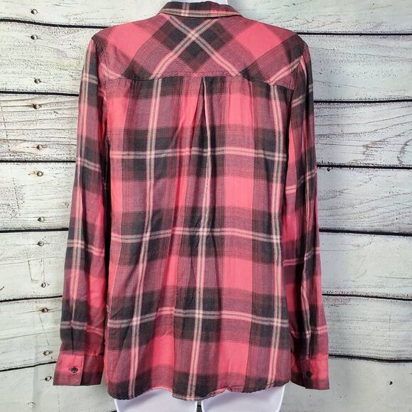 Maurices plaid button down shirt Long sleeves button cuffs roll-tab, S - Picture 3 of 8